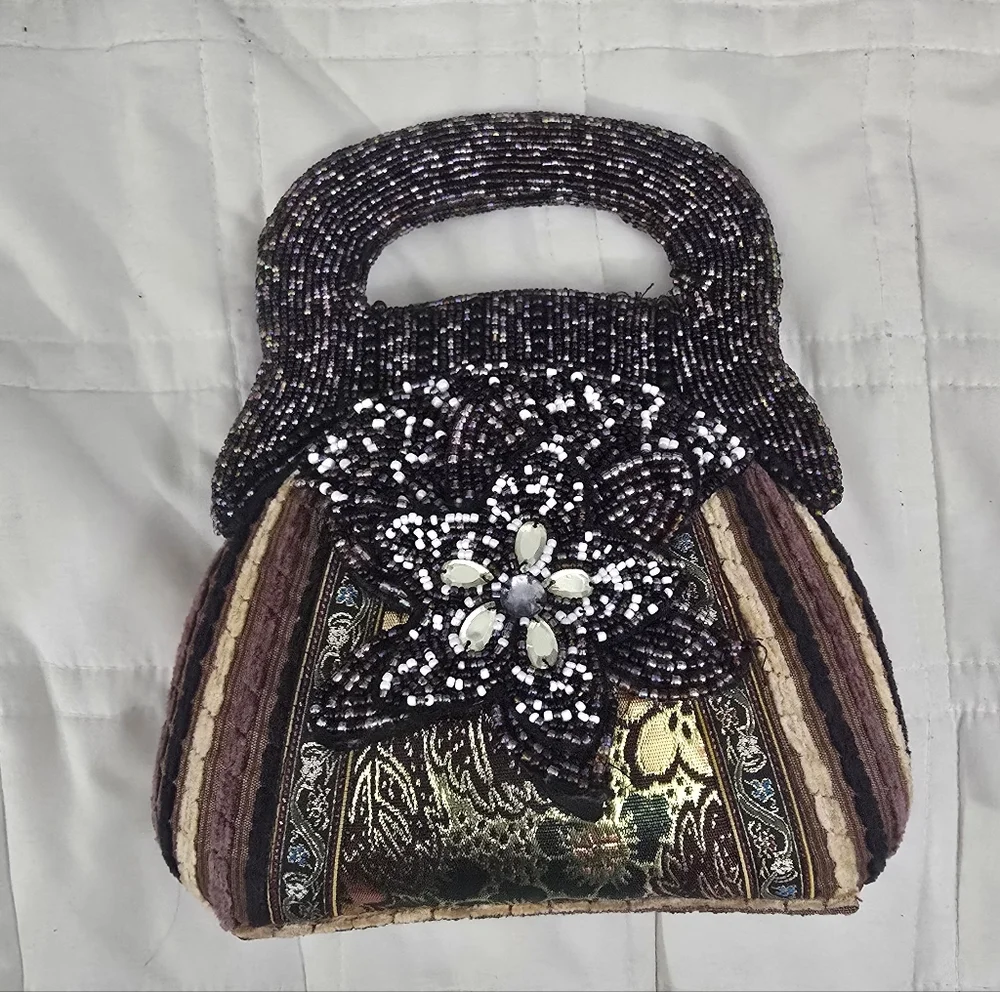 VINTAGE Pritzi Beaded Mini Handbag | Unique Floral Design & Handle